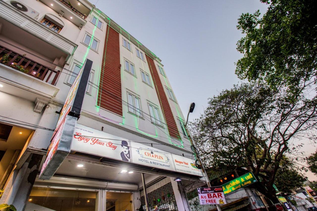 פונדיצ'רי Chaplin Hotel מראה חיצוני תמונה