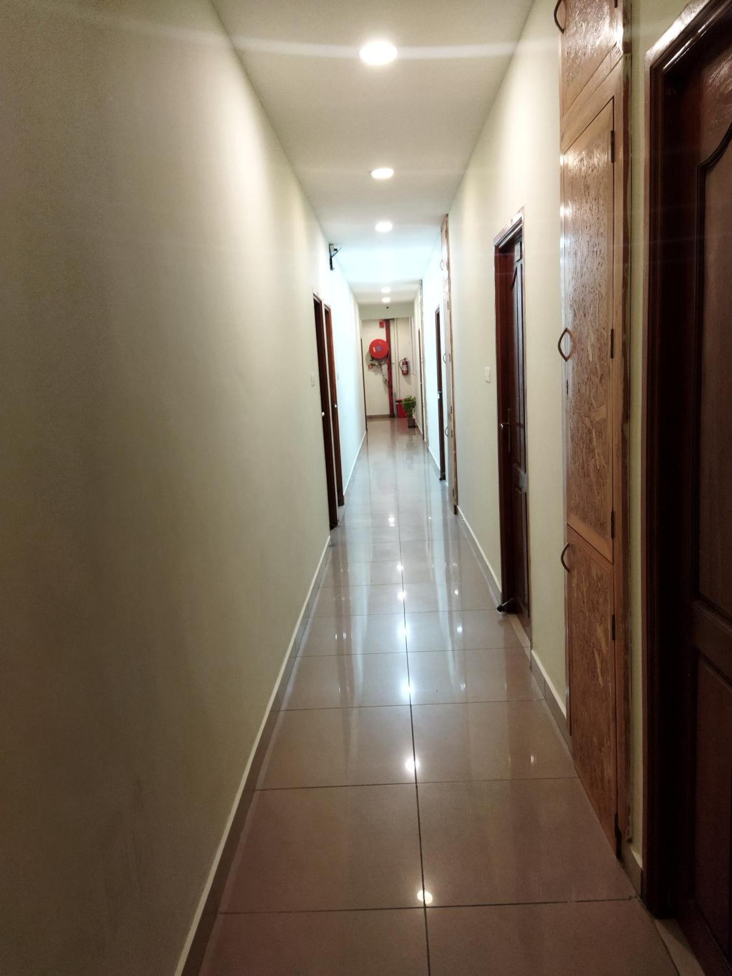 פונדיצ'רי Chaplin Hotel מראה חיצוני תמונה