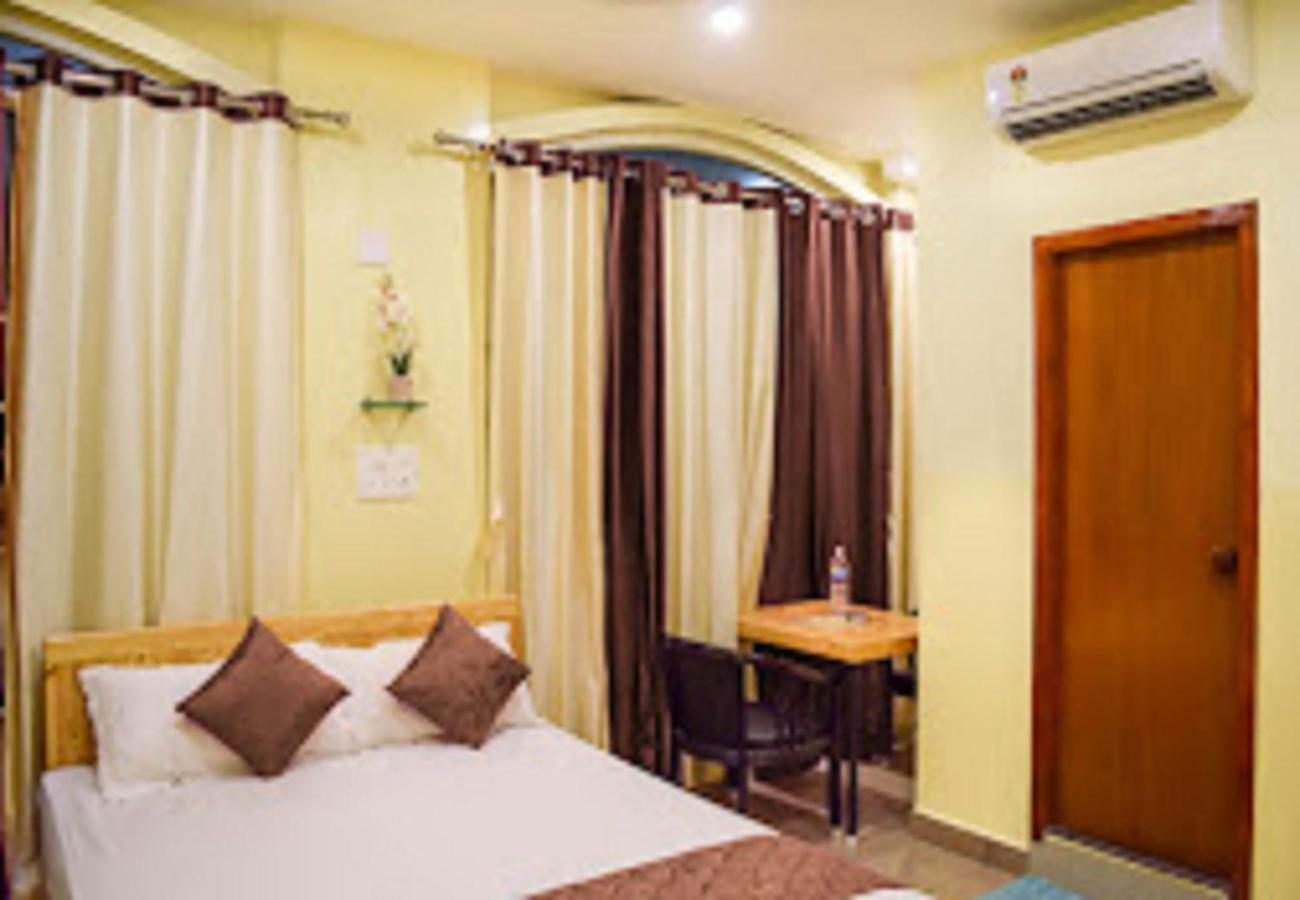 פונדיצ'רי Chaplin Hotel מראה חיצוני תמונה
